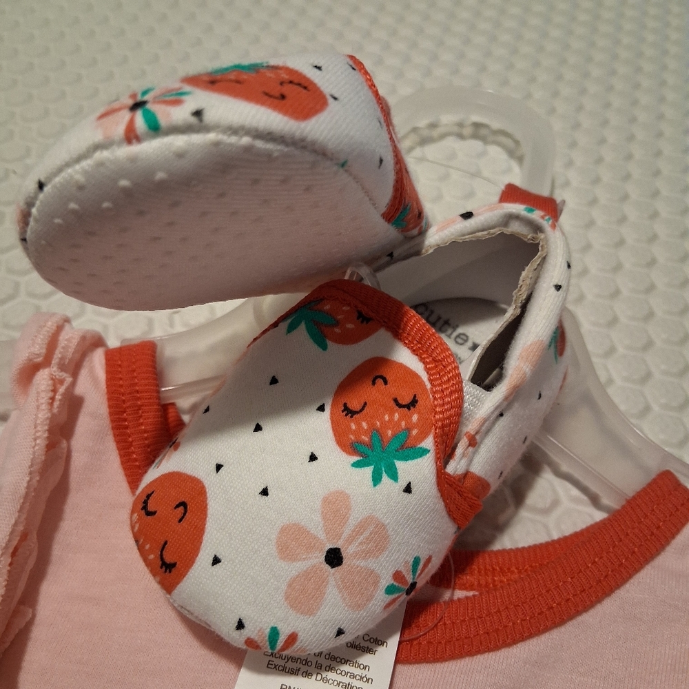 NEW Cutie Pie | Strawberry 3PC Baby Outfit Set w/ Shoes | 0-3M - Picture 3 of 6